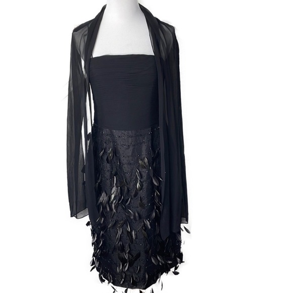 Victoria Royal Ltd Dresses & Skirts - Victoria Royal Evening Dress